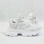 کفش کتونی برشکا لژدار