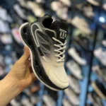 کتونی زنانه (دخترانه)نایک