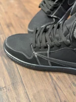 ترویس ساقدار بلک فانتوم - Image 4