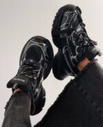 کتوني دخترانه بالانسيگا 3XLمشکي نقره اي - Image 2