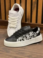 ونس ديور گلدوزی