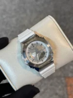 ساعت جي شاک زنانه 2100 نقره اي سفيد - Image 4