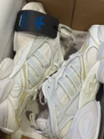 کتاني رانر آديداس سفيد - Image 3