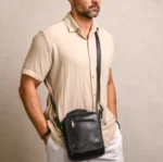 کيف دوشي چرم طبیعی مردانه فارا