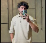 تيشرت بيسکويتي نيم زيپ گلدوزي - Image 4