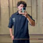 تيشرت بيسکويتي نيم زيپ گلدوزي