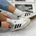 کتوني زنانه آديداس استرا