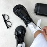 لوفر دخترانه ورني بندي جلو miu