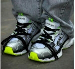 کتوني دخترانه بالانسيگا 3XLد سفيد فسفري - Image 3