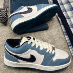 کتاني مردانه جردن وان آبي سرمه اي