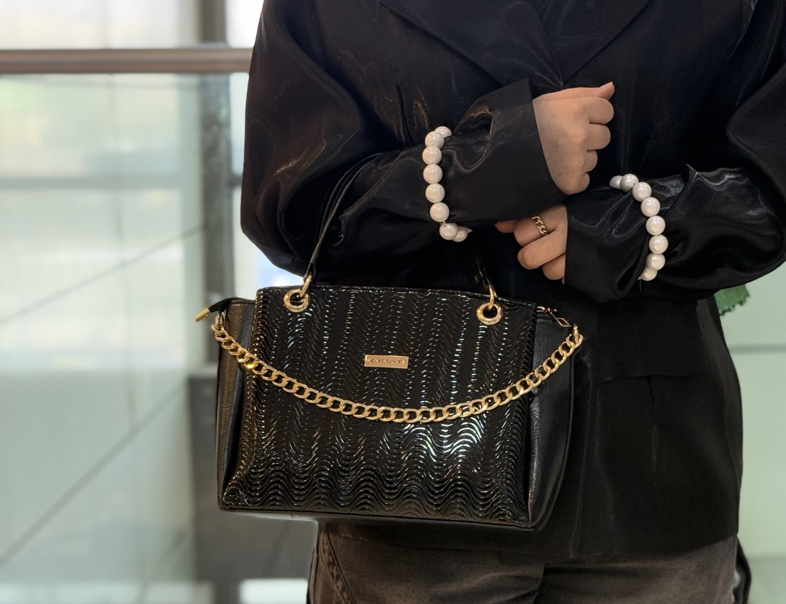 IMG_4320-scaled کيف مجلسی ورنی کوچک - Image 1