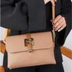 کیف پاسپورتی زنانه مدل پل