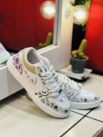 کتوني مردانه تراويس کاستوم سفيد