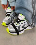 کتوني دخترانه بالانسيگا 3XLد سفيد فسفري