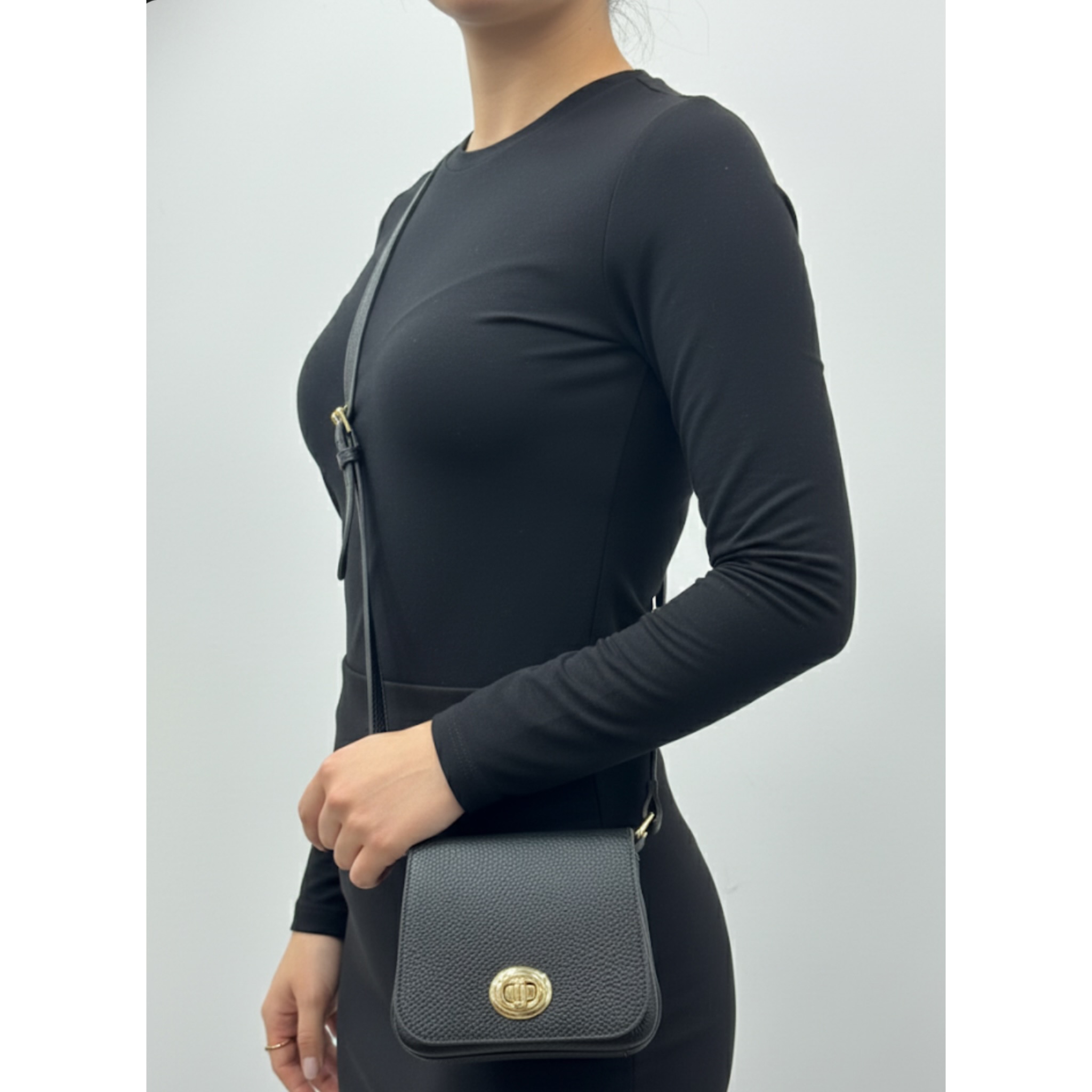 photo-output90 (1) کيف دوشی کوچک ريحانه - Image 1