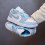 کتاني مردانه جردن وان سفيد آبي