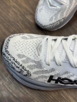 کتاني مردانه راينيگ hoka - Image 8