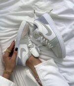 کتاني زنانه جردن وان پاريس