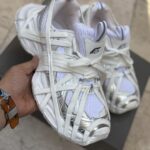 کتاني بالانسيگا اسپايدرِي سفيد نقره اي