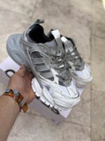 کتاني آديدادس دلوکس سفيد طوسي