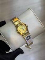 ساعت مچي عقربه اي زنانه امگا طلايي - Image 2