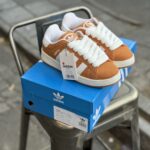 کتوني کامپوس نارنجي سفيد