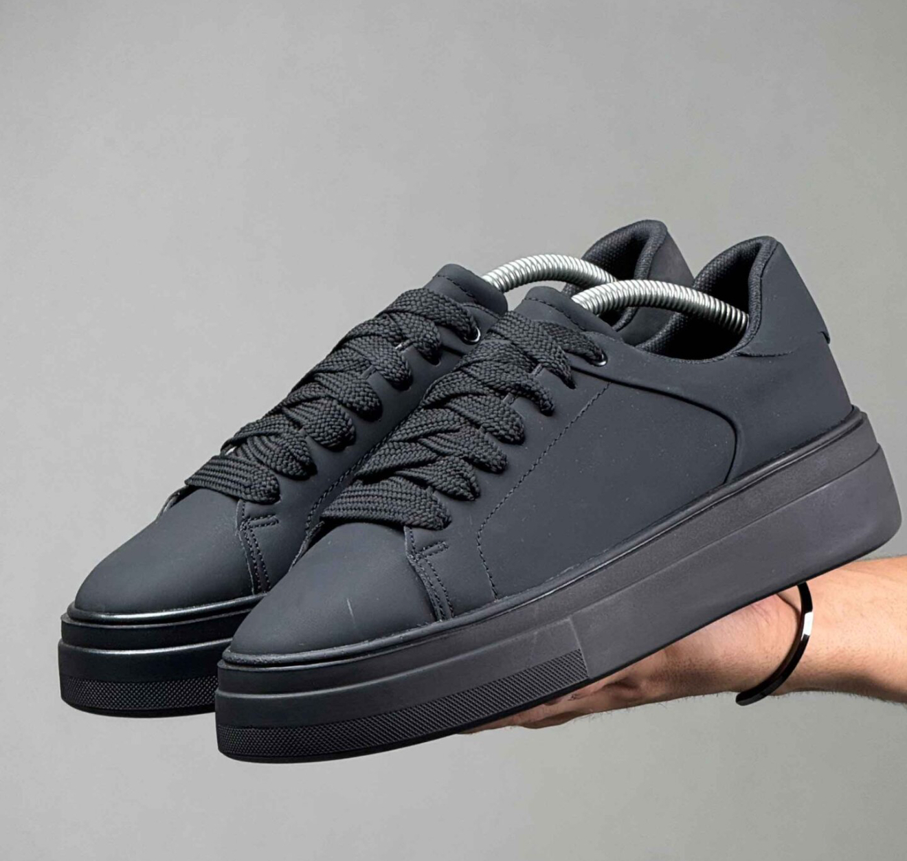 IMG_9118 (1) ونس ساده pull&bear - Image 1