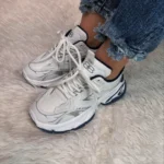 کتوني زنانه بالانسيگا لژدار