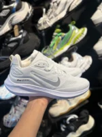 کتوني سايز بزرگ نايک زوم سفيد - Image 2