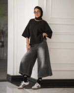 ست تيشرت نگين دار و شلوار وايت لگ