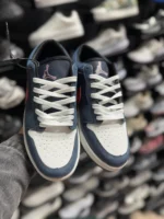 کتوني مردانه جردن وان سرمه اي قرمز - Image 3