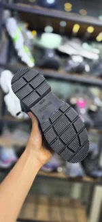 نيم بوت مردانه بغل کش مکويين الکساندر - Image 4