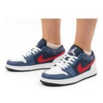 کتونی زنانه جردن وان سرمه اي قرمز