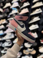 کتونی زنانه جردن وان ساقدار سرمه ای صورتی - Image 4