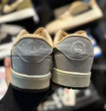 کتونی زنانه ترويس ديور طوسی کرم - Image 3