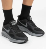 کتانی بزرگ پا نايک زوم