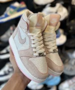 کتونی جردن ساقدار نگين دار صورتی - Image 2