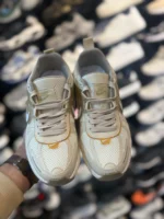 کتونی زنانه v2k کرم - Image 2