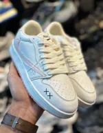 کتونی زنانه ترويس نورث فيس سفيد صورتی - Image 4