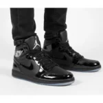 کتونی جردن ساقدار مشکی ورنی