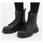 بوت لژدار برشکا