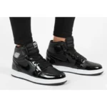 جردن ساقدار مشکی ورنی زيره سفيد