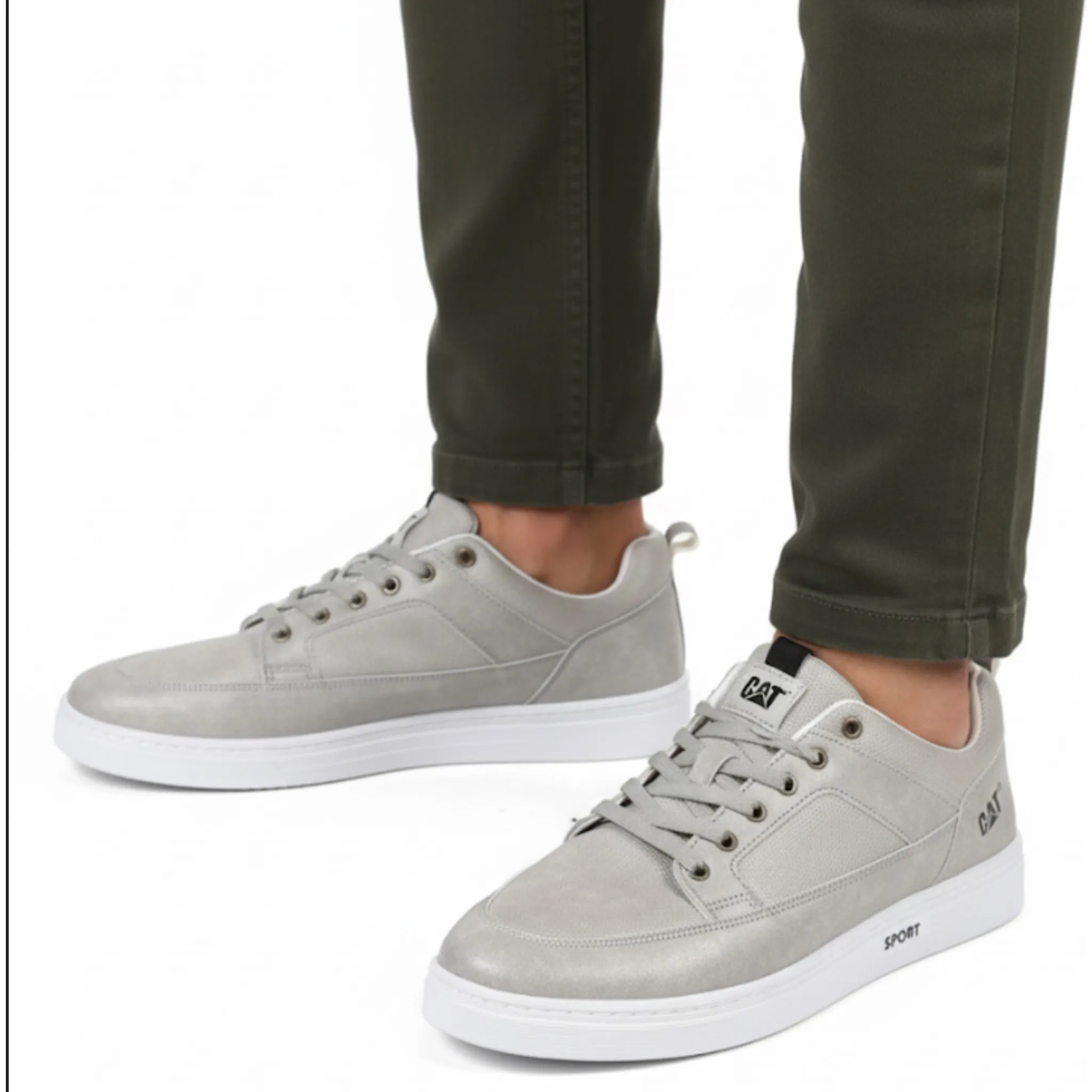 photo-output-2025-11-09T175904.197 (1) کتونی بزرگ پا کت طوسی روشن - Image 1