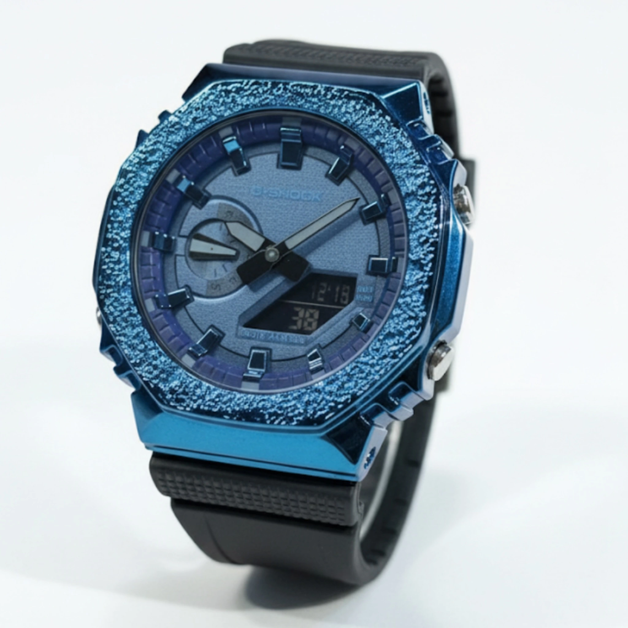 photo-output-2025-11-10T020036.657-1 ساعت جی شاک2100مشکی صفحه آبی - Image 1
