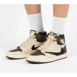 کتونی ترويس ساقدار کرم قهوه ای