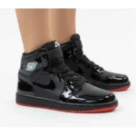 کتونی زنانه جردن ساقدار مشکی قرمز ورنی