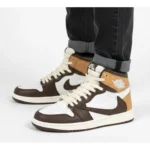 کتونی مردانه ترويس ساقدار سفيد قهوه ای