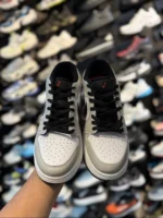 کتونی جردن وان مردانه طوسی سفيد - Image 3