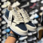 کتونی ترويس مردانه سفيد سرمه ای