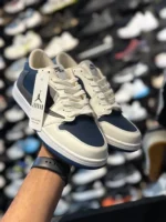 کتونی ترويس مردانه سفيد سرمه ای